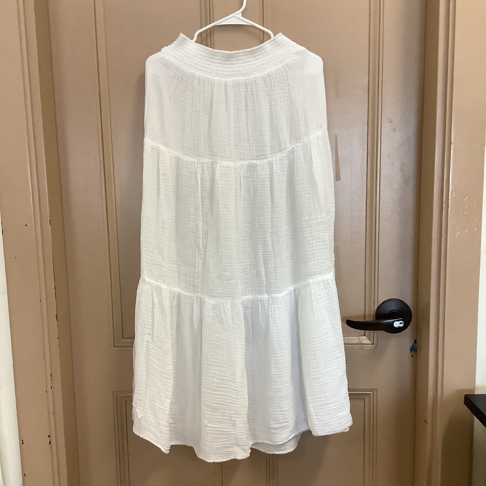 Michael stars white gauze maxi skirt size medium